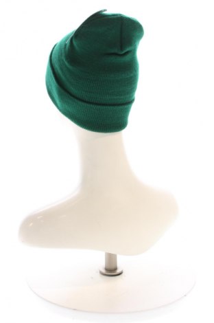 Hut Yupoong, Farbe Grün, Preis 7,99 €