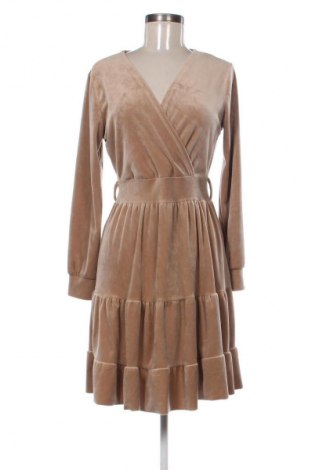 Сукман Unbranded, Размер M, Цвят Бежов, Цена 20,00 €