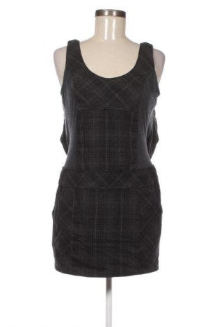 Dámské šaty s tráky Unbranded, Velikost M, Barva Černá, Cena  49,00 Kč