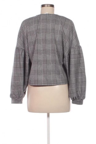 Дамска блуза Bershka, Размер S, Цвят Многоцветен, Цена 3,57 €