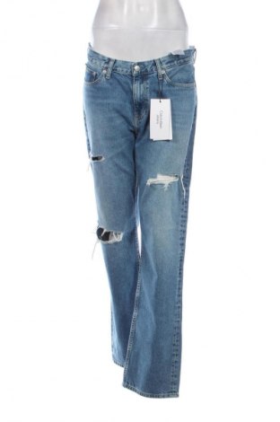 Γυναικείο Τζίν Calvin Klein Jeans, Μέγεθος L, Χρώμα Μπλέ, Τιμή 95,99 €