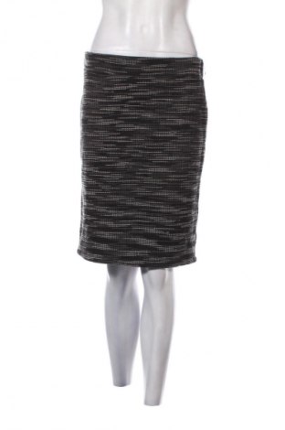 Пола Unbranded, Размер M, Цвят Многоцветен, Цена 2,04 €