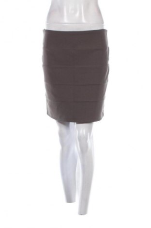 Пола Unbranded, Размер M, Цвят Бежов, Цена 8,26 €