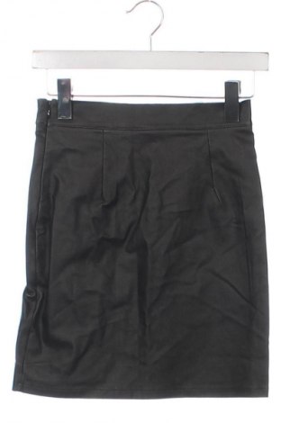 Пола Unbranded, Размер XS, Цвят Черен, Цена 2,04 €