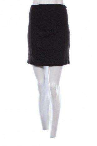 Пола Amisu, Размер M, Цвят Черен, Цена 2,55 €