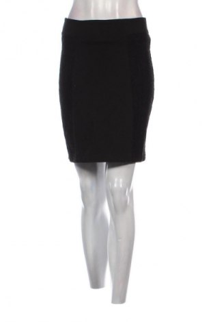 Пола BCBGeneration, Размер S, Цвят Черен, Цена 2,04 €