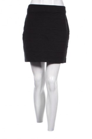 Пола Esprit, Размер M, Цвят Черен, Цена 2,04 €