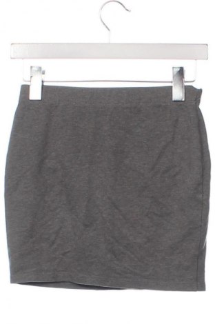 Пола Fb Sister, Размер XS, Цвят Сив, Цена 2,04 €