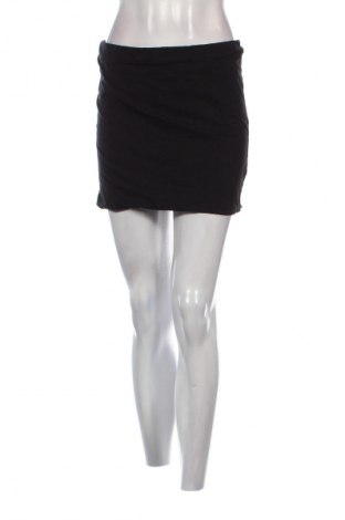 Пола H&M, Размер M, Цвят Черен, Цена 2,04 €