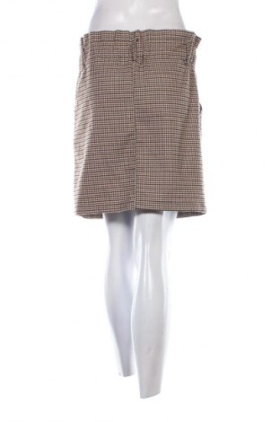 Пола House, Размер M, Цвят Бежов, Цена 2,04 €