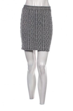 Пола Megz, Размер S, Цвят Многоцветен, Цена 2,04 €