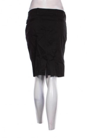 Пола Poema, Размер M, Цвят Черен, Цена 2,04 €