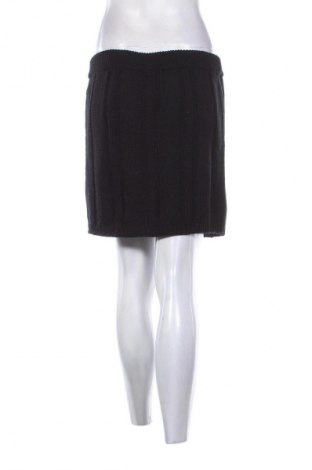 Пола Sutherland, Размер L, Цвят Черен, Цена 2,04 €