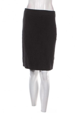 Пола Valentina, Размер S, Цвят Черен, Цена 2,04 €