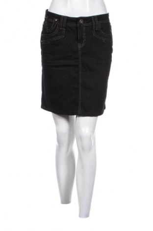 Пола Xanaka, Размер M, Цвят Черен, Цена 2,04 €