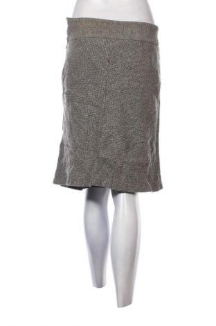 Пола Zara, Размер M, Цвят Многоцветен, Цена 2,04 €