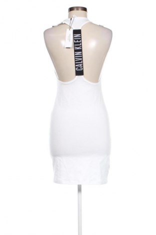 Kleid Calvin Klein, Größe S, Farbe Weiß, Preis 31,99 €
