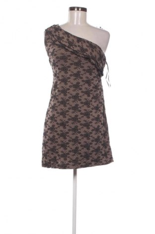 Ruha Happening, Méret M, Szín Sokszínű, Ár 739 Ft