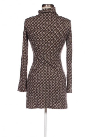 Šaty  Motivi, Velikost M, Barva Vícebarevné, Cena  159,00 Kč