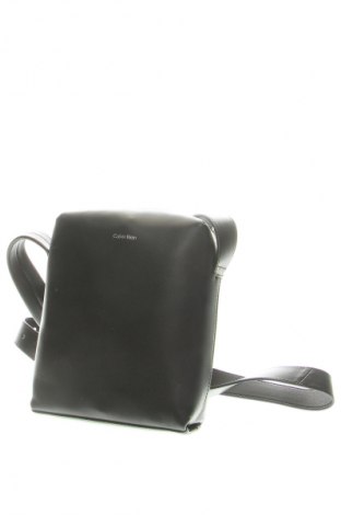 Kabelka  Calvin Klein, Farba Čierna, Cena  174,95 €, #135178438