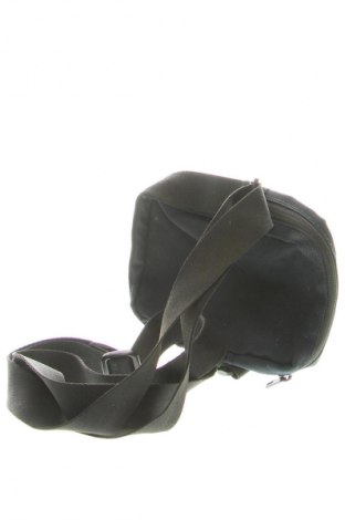 Kabelka  Champion, Barva Vícebarevné, Cena  169,00 Kč