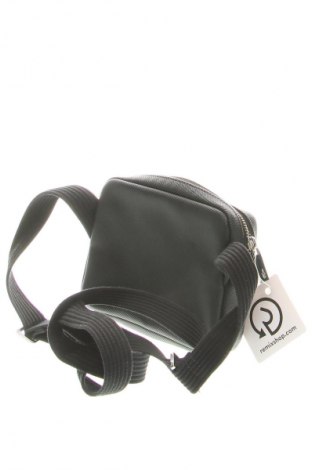 Kabelka  Lacoste, Barva Černá, Cena  1 399,00 Kč