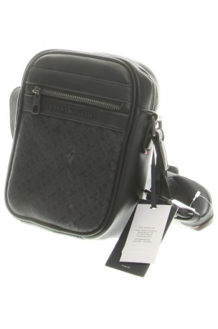 Kabelka  Tommy Hilfiger, Farba Čierna, Cena  91,95 €, #135215600