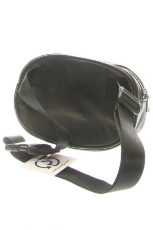 Ledvinka  H&M, Barva Černá, Cena  189,00 Kč