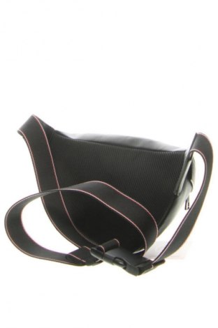 Ledvinka  Tommy Hilfiger, Barva Černá, Cena  1 279,00 Kč