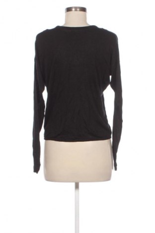 Dámská halenka Bershka, Velikost S, Barva Černá, Cena  129,00 Kč