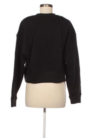 Дамска блуза Bershka, Размер M, Цвят Черен, Цена 12,27 €