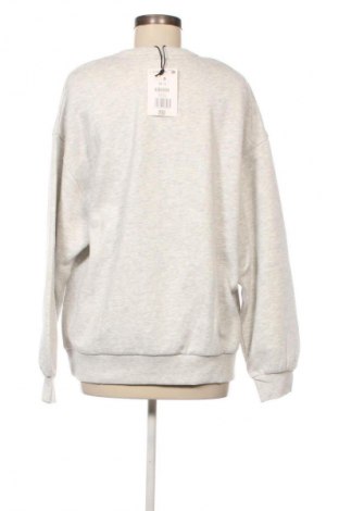 Damen Shirt Bershka, Größe M, Farbe Grau, Preis € 14,99