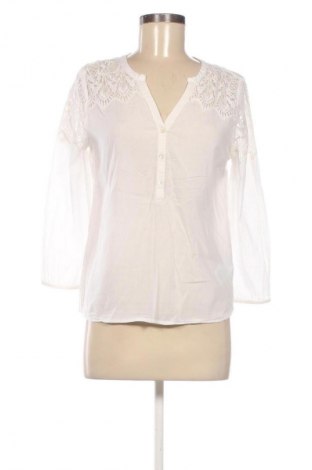 Дамска блуза Culture, Размер XS, Цвят Бял, Цена 8,18 €