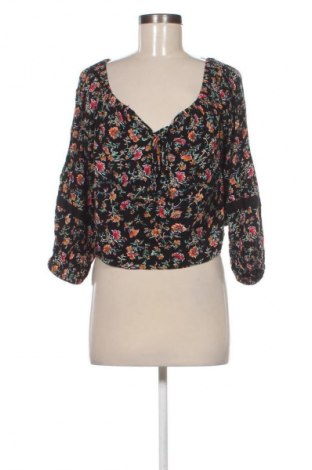 Γυναικεία μπλούζα Fb Sister, Μέγεθος M, Χρώμα Πολύχρωμο, Τιμή 3,99 €