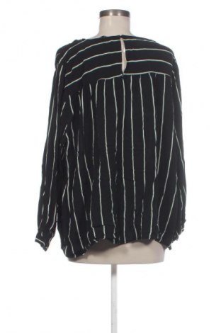 Dámská halenka H&M, Velikost 3XL, Barva Vícebarevné, Cena  239,00 Kč