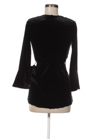 Дамска блуза H&M Divided, Размер S, Цвят Черен, Цена 2,04 €