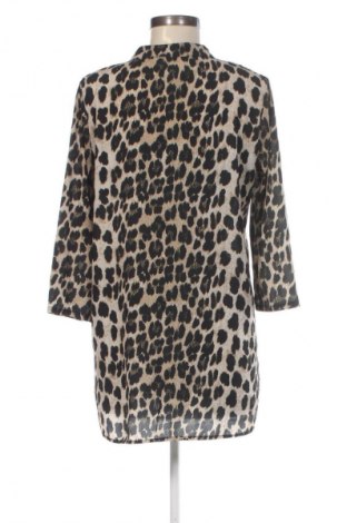 Bluzka damska Lola, Rozmiar M, Kolor Kolorowy, Cena 6,99 zł