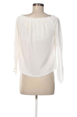 Дамска блуза Pull&Bear, Размер S, Цвят Бял, Цена 4,09 €