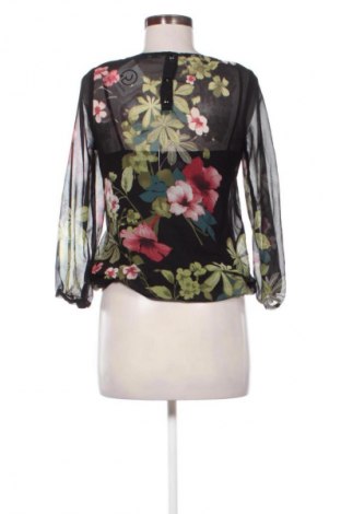 Dámská halenka River Island, Velikost M, Barva Vícebarevné, Cena  209,00 Kč