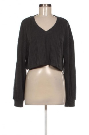 Дамска блуза SHEIN, Размер L, Цвят Сив, Цена 2,04 €