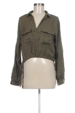 Дамска блуза Sinsay, Размер L, Цвят Зелен, Цена 3,06 €