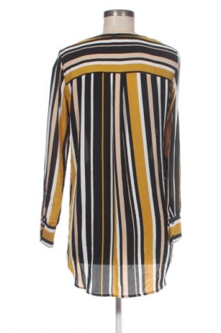 Дамска блуза Unbranded, Размер M, Цвят Многоцветен, Цена 2,04 €