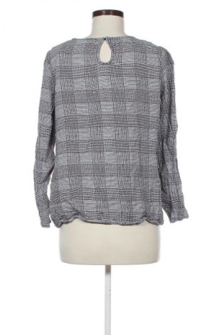 Дамска блуза Unbranded, Размер L, Цвят Многоцветен, Цена 3,06 €