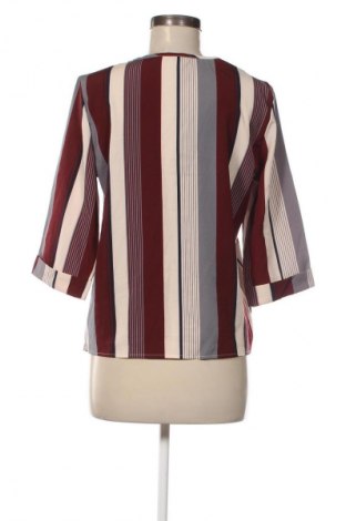 Дамска блуза Unbranded, Размер S, Цвят Многоцветен, Цена 2,55 €