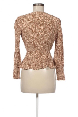 Дамска блуза Unbranded, Размер M, Цвят Многоцветен, Цена 2,04 €