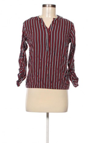 Дамска блуза Unbranded, Размер S, Цвят Многоцветен, Цена 2,04 €