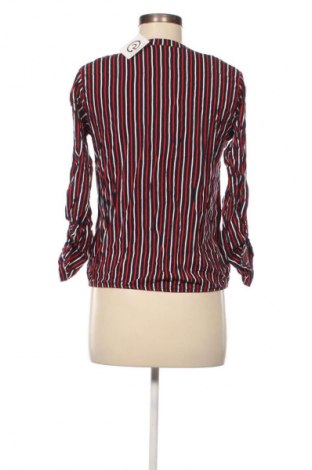 Дамска блуза Unbranded, Размер S, Цвят Многоцветен, Цена 2,04 €