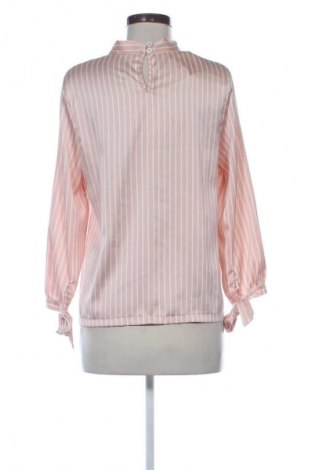 Дамска блуза Unbranded, Размер M, Цвят Многоцветен, Цена 5,11 €