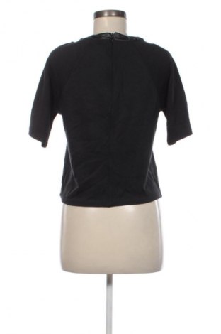 Дамска блуза United Colors Of Benetton, Размер M, Цвят Черен, Цена 6,13 €