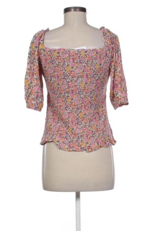 Дамска блуза VILA, Размер M, Цвят Многоцветен, Цена 5,11 €